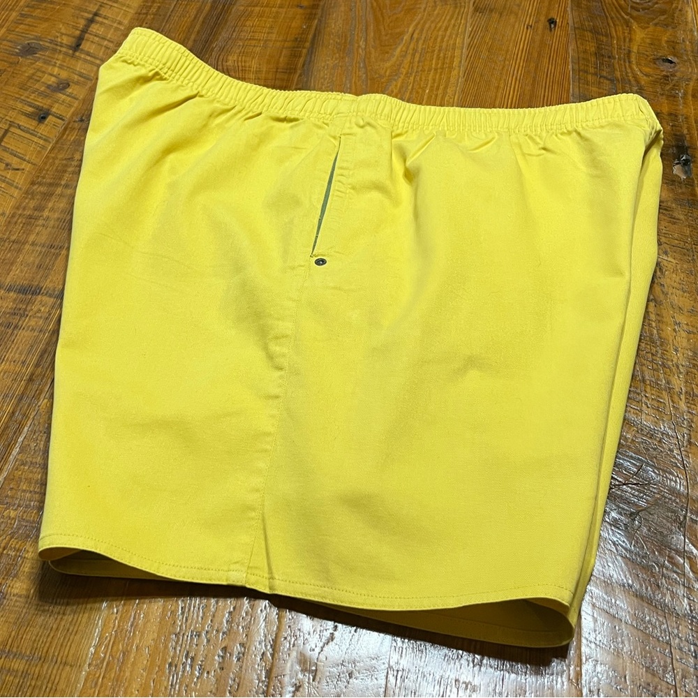 The Territory Ahead Yellow Shorts, Size XXL - Picture 3 of 12